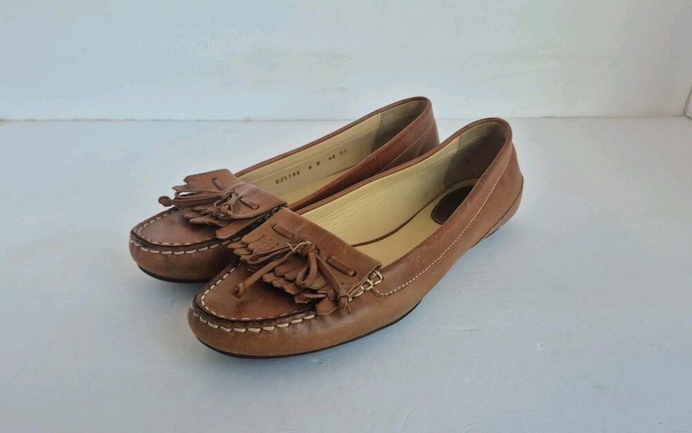 Cole Haan Size 8 Brown Loafer Driving Shoe Leather Casual